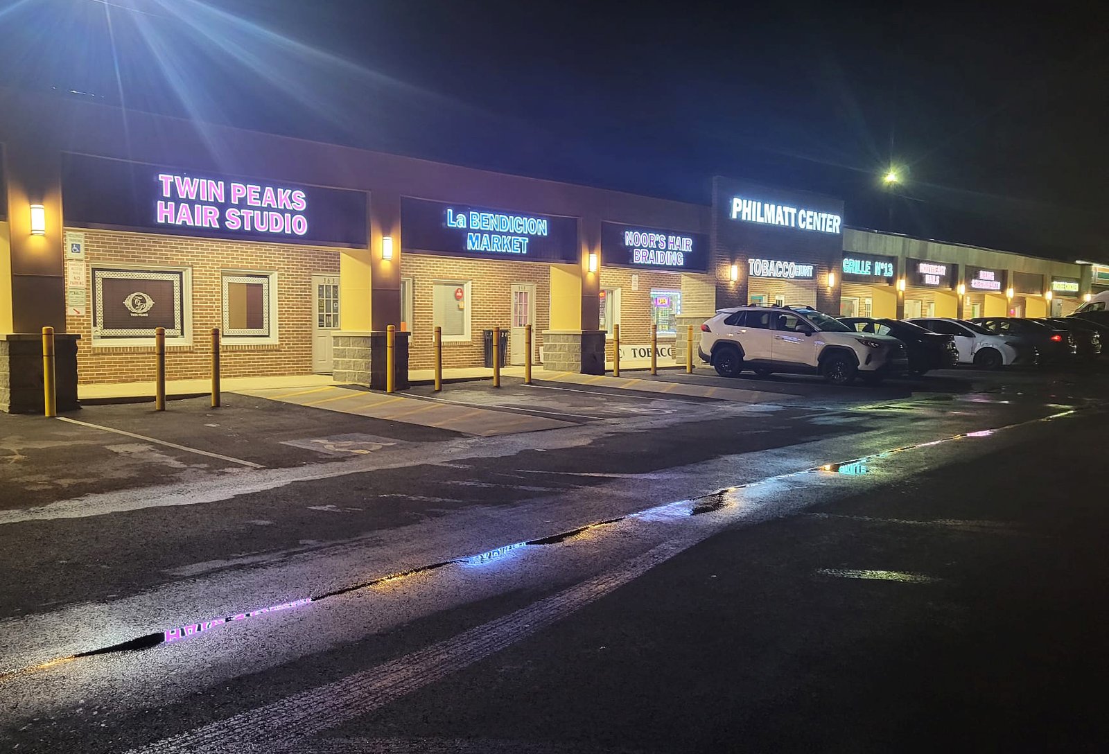 Retail Store Signage