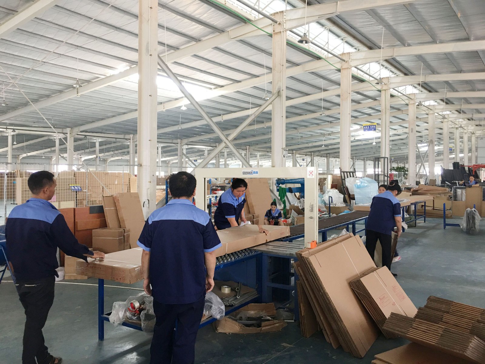 Wooden case packaging for export